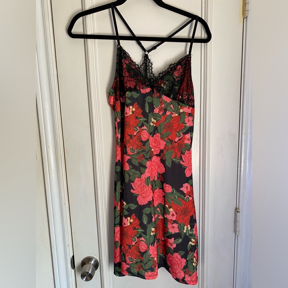Body Touch | Floral Chemise Nightgown | Size M NWOT